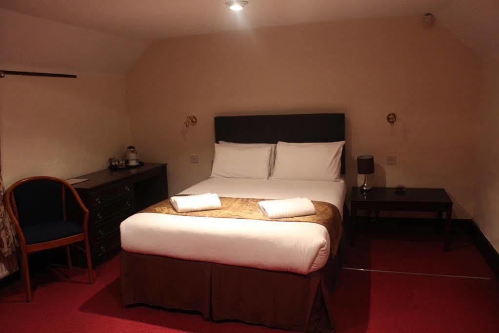 Brandon House Hotel Bagian luar foto