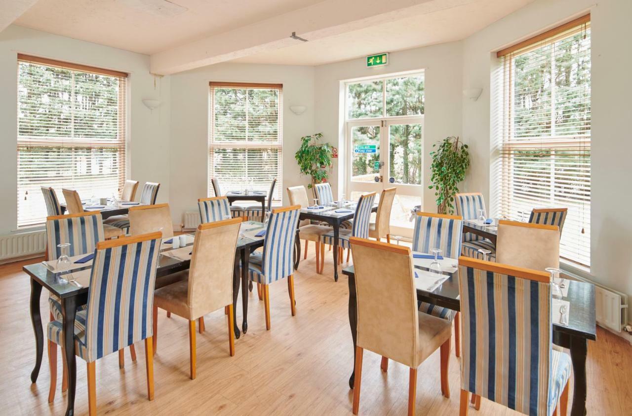 Brandon House Hotel Bagian luar foto